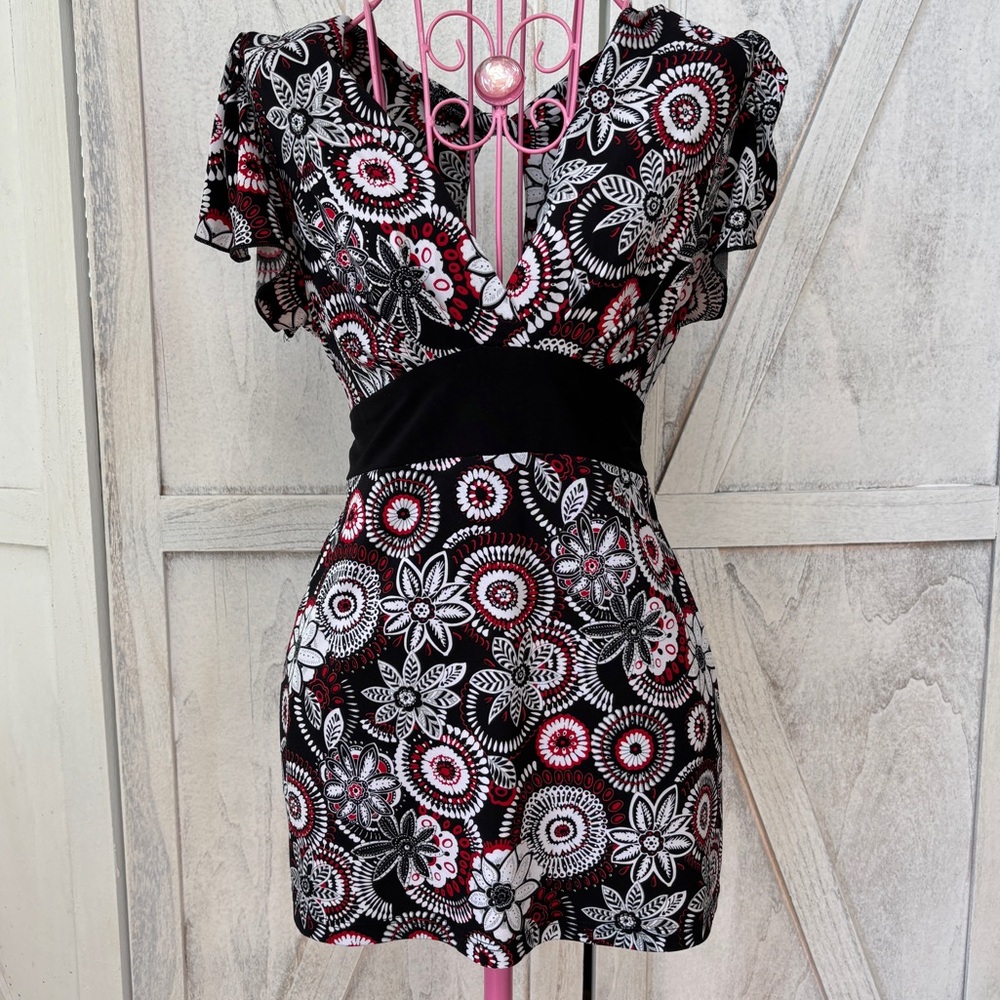 W Wrapper Floral Babydoll Top Women’s Medium Black & Red Tie Back Y2K